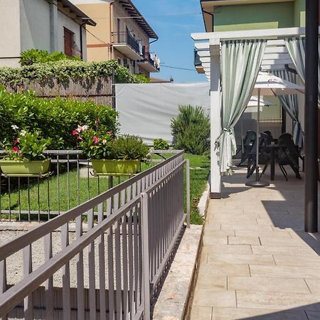 Blau Vacanze Peschiera del Garda Esterno foto